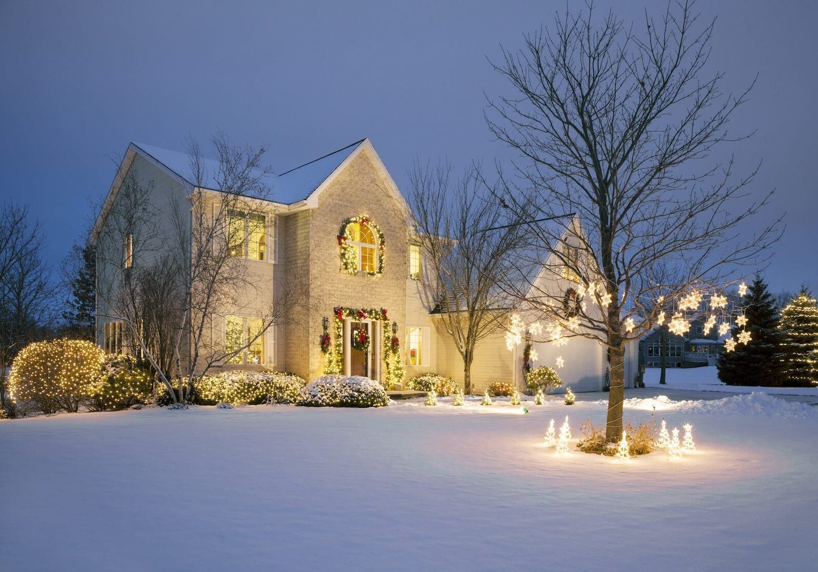 Longmont, CO Holiday Lighting