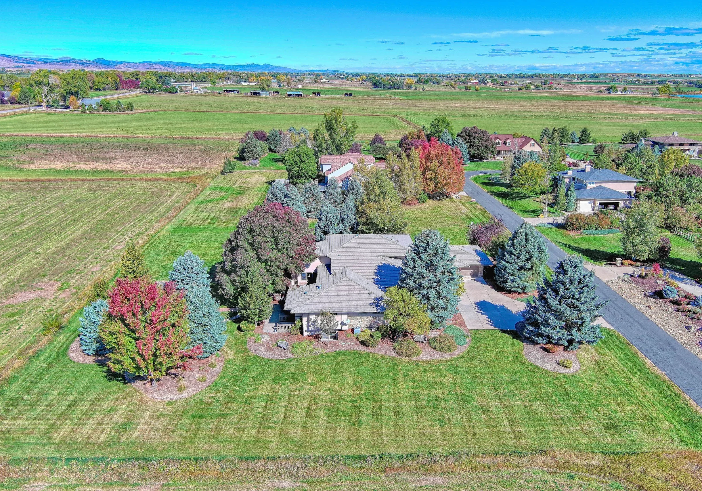 Boulder, CO Commercial Landscape Maintenance Company